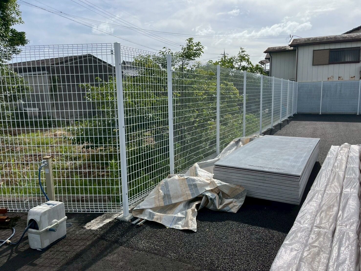 小野市内でのフェンスとゲートが完成しました！